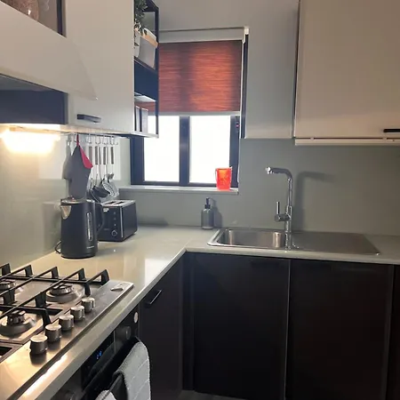 Stunning Flwith Terrace Views Sleeps 4 * 梅利哈